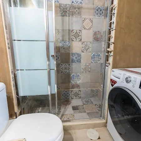 Apartment Lovely 1- Bedroom In Exarcheia Athens